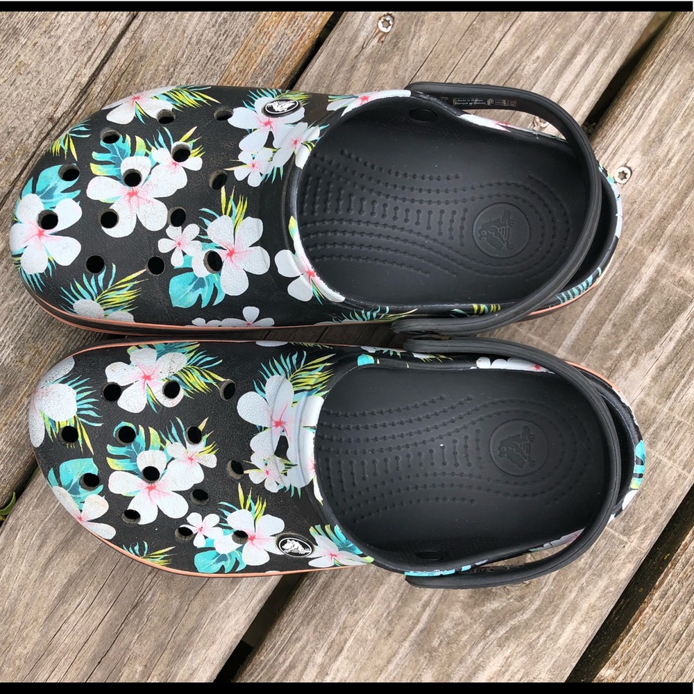 Crocs
